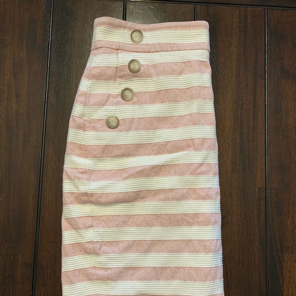 Loft Pencil Skirt Size: 6